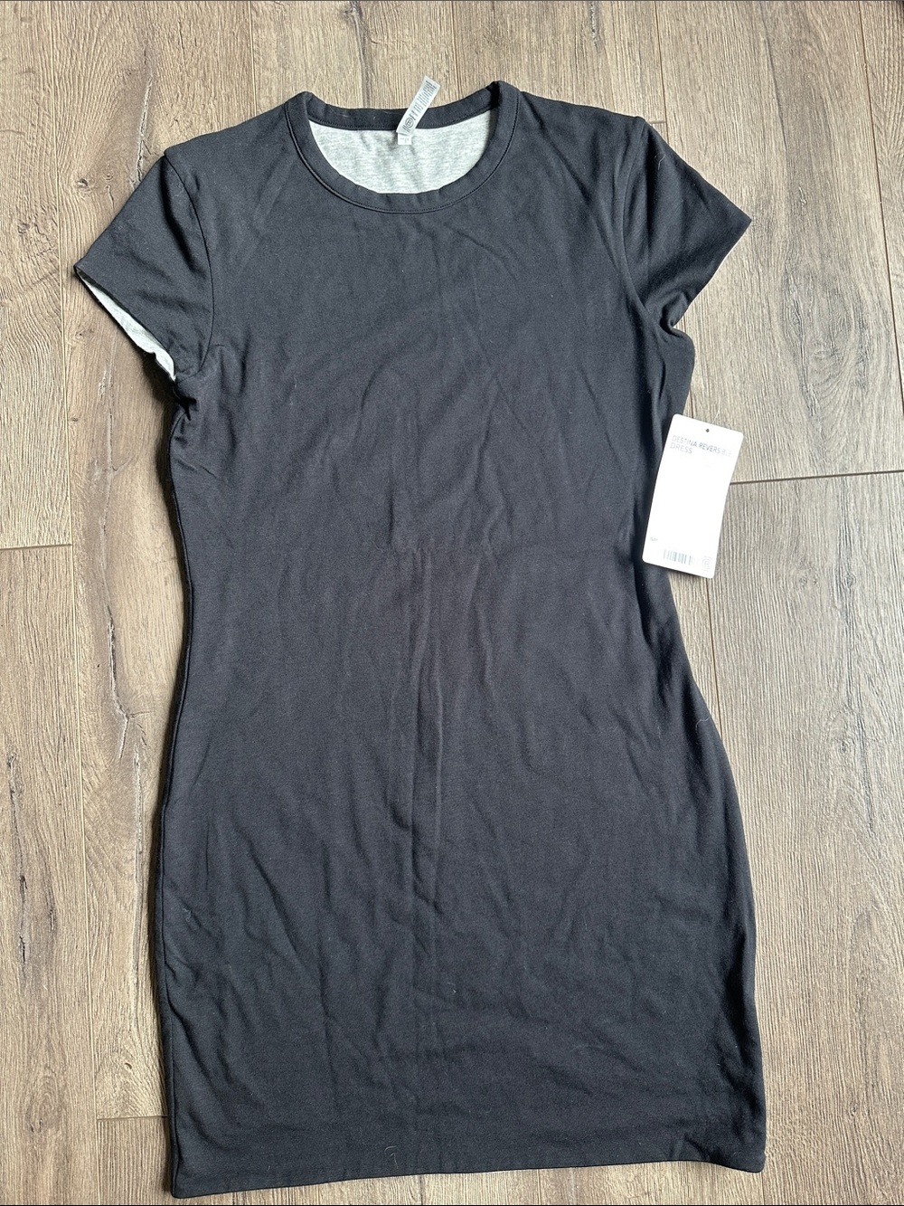 Athleta Black/Grey reversible Short-Sleeve dress NWT
